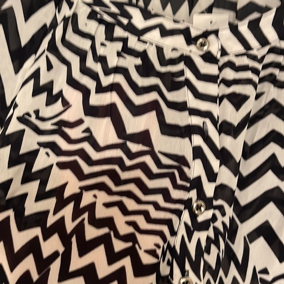 Banana Republic Blouse - Picture 8 of 8